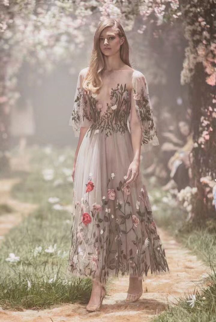 服装海报设计图7