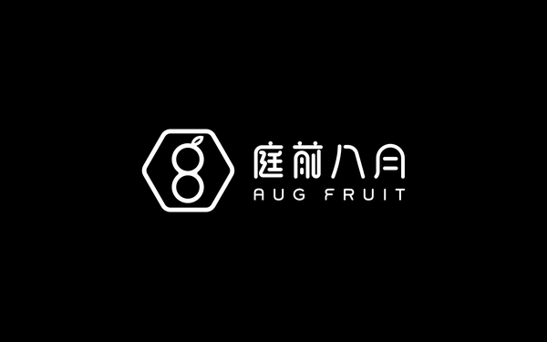 庭前8月 LOGO